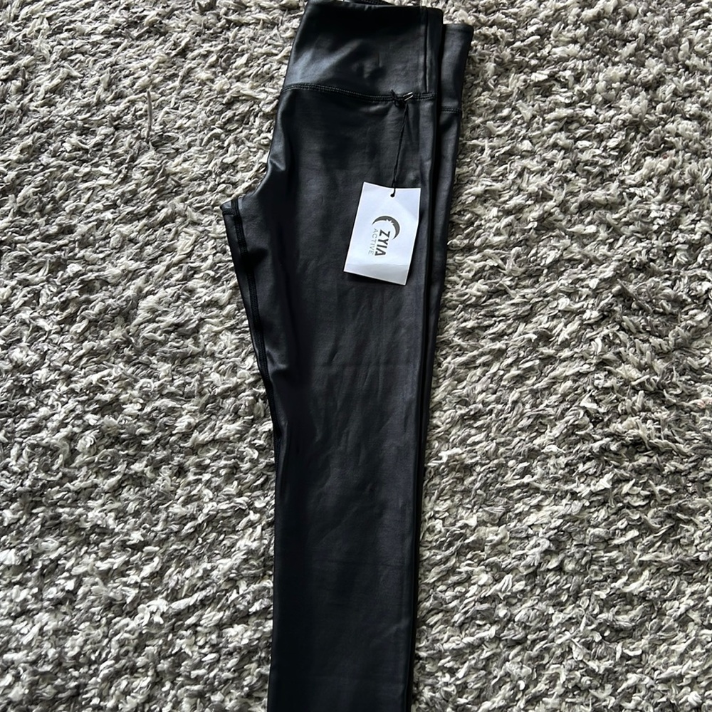 Womens zyia black metallic light n tight